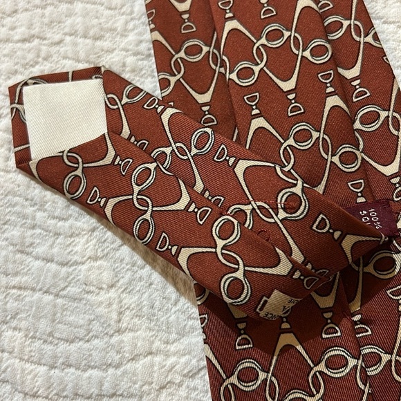 Hermes Men’s Silk Tie - Picture 7 of 10